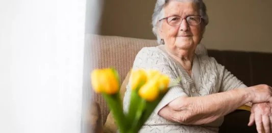 Curso de cuidador de idosos online grátis – Como se inscrever